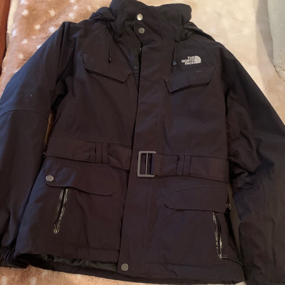 Women’s Northface belted jacket